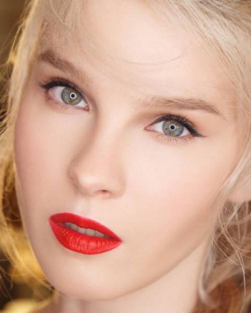 Как сделать макияж на новогодний корпоратив. Макияж для корпоратива