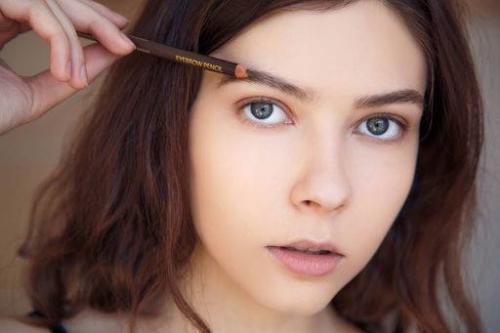 Новогодний макияж 2019 тренды. Модные тенденции в макияже на Новый год-2019