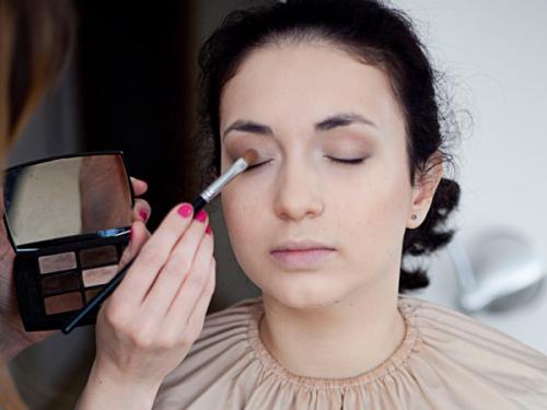 Макияж вамп пошагово. Макияж для роковой красотки: Дивный мастер-класс