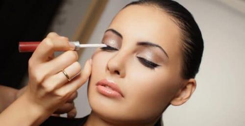 Профессиональная косметика для визажистов тени. Как правильно пользоваться