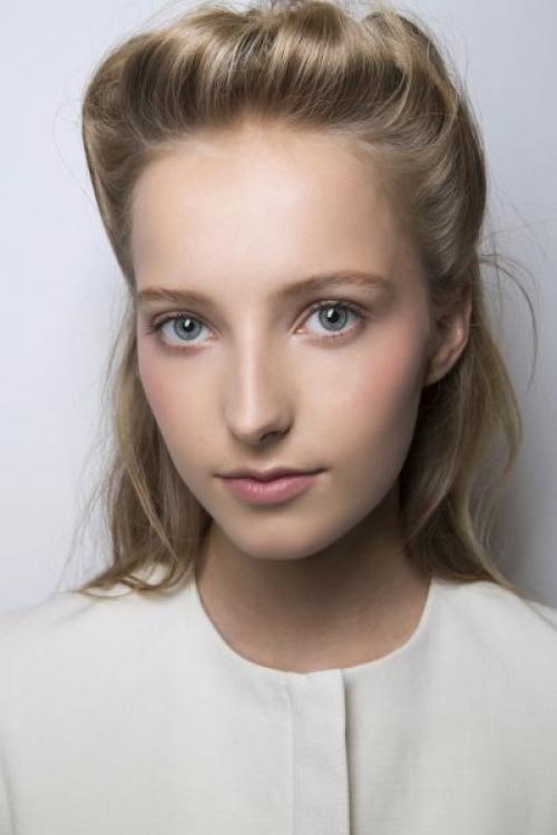 Как сделать макияж в школу незаметно. Макияж в школу: главные правила