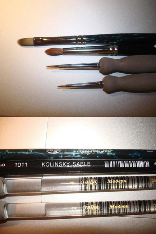 Замена кистей для макияжа на художественные. 
