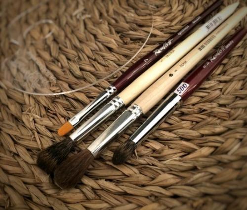 Какими художественными кистями можно заменить кисти для макияжа. Художественные кисти для макияжа