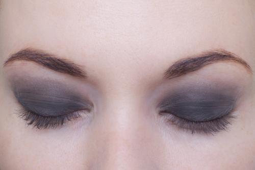 Макияж с палеткой the balm trimony. Палетка The Balm Meet Matte Trimony: тест-драйв и свотчи