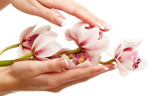 Чем красили ногти в древнем египте. История маникюра во времена Древнего Египта