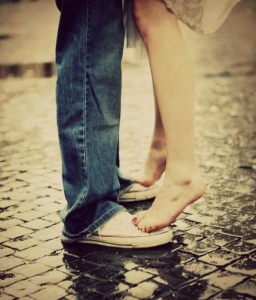 Узнайте 20 способов Как влюбить в себя парня (проверено многими девочками). Как влюбить в себя парня