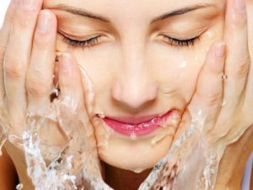 Как сделать лицо свежим в домашних условиях. Как сделать кожу лица идеальной в домашних условиях?