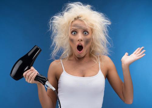 Как быстро привести причёску в порядок: лайфхаки для волос