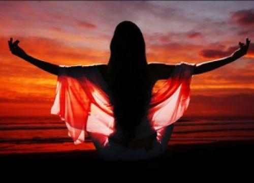 Как пробудить в себе женскую энергию. Как пробудить женскую энергию?