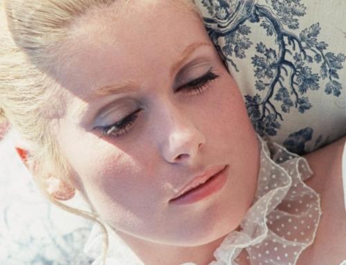 Катрин Денев стиль. Катрин Денев: что делает женщину элегантной