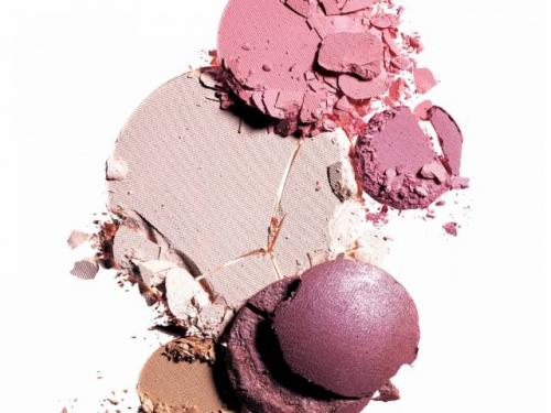 Стрелки для увеличения глаз с нависшим веком. Макияж для нависшего века и увеличения глаз: фотоинструкция