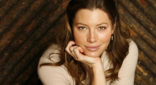 Как выглядеть красиво без макияжа: 10 простых правил для девушек