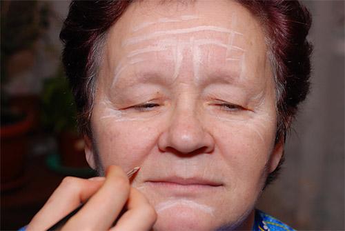 Возрастной макияж до и после. Пошаговое выполнение антивозрастного макияжа