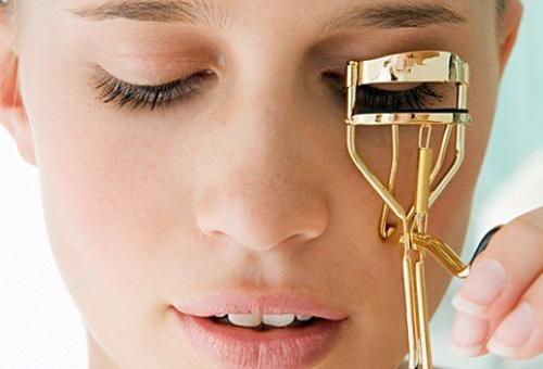 Как подвести карандашом глаза, чтобы они казались больше. Как красить маленькие глаза, чтобы они казались больше