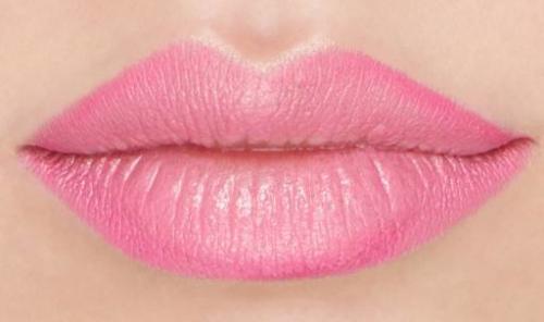 Секрет красивого макияжа губ. Как правильно красить губы?
