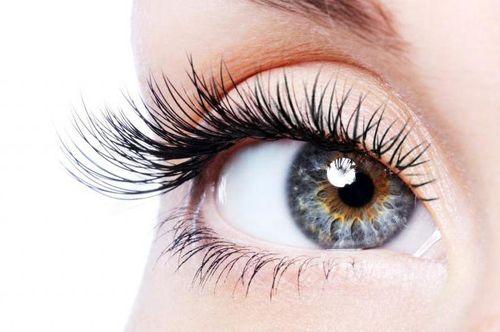 Что нельзя делать перед наращиванием ресниц. Подготовительные процедуры перед наращиванием ресниц
