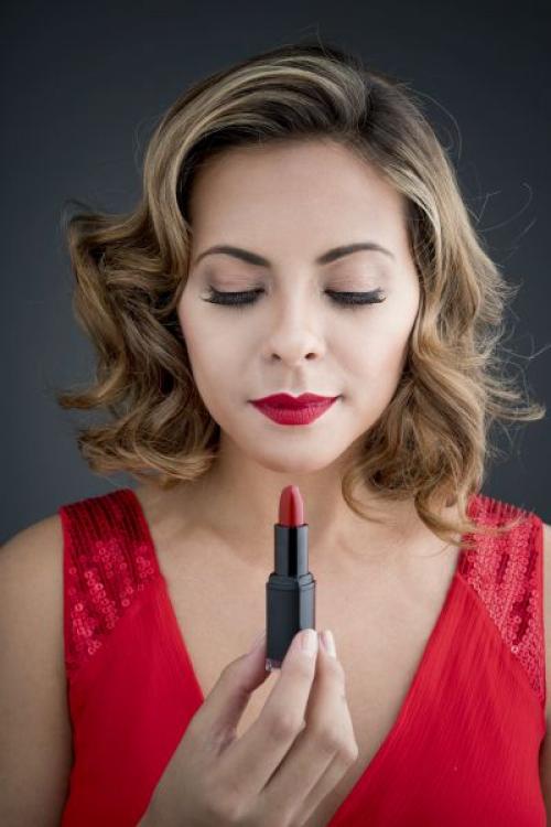Красная помада. 5 красных помад для любого повода