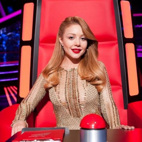 Красная помада модно. Миф №4. Красная помада только для вечера.