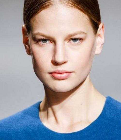 Сочетание помады и одежды. Как подобрать помаду под цвет одежды