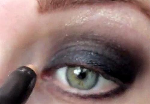 Черный макияж смоки айс (smoky eyes) пошагово