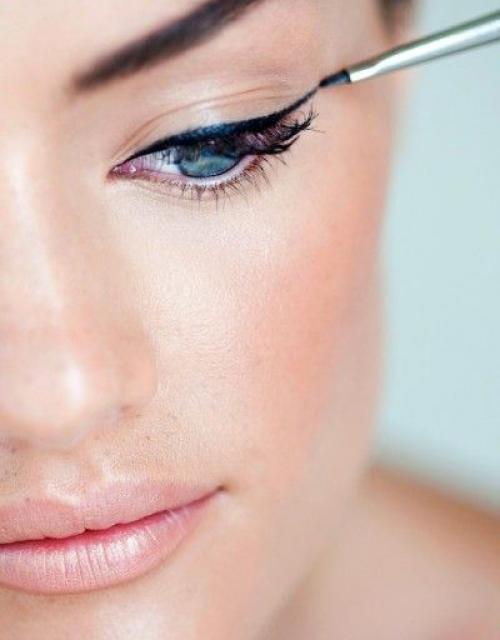 Лучший карандаш для глаз люкс. Лучшие подводки и карандаши для глаз: полный гид и разбор полетов