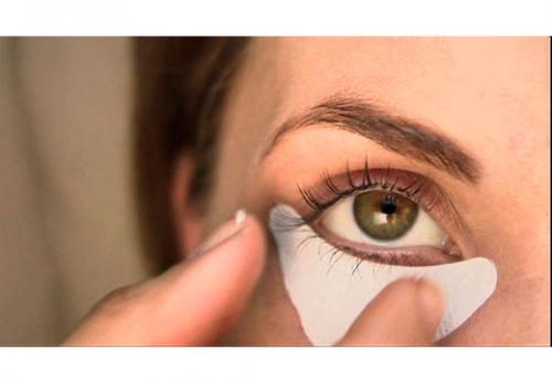 Зачем использовать патчи для наращивания или окрашивания ресниц