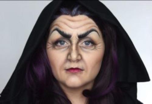 Макияж ведьмы на Хэллоуин пошагово. Варианты макияжа ведьмы на Хэллоуин