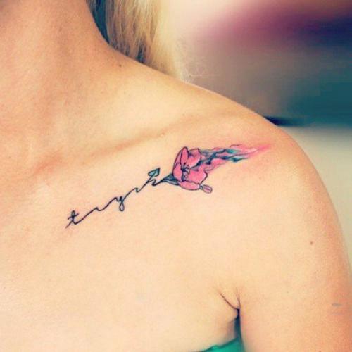 Тату на ключице для девушек. Кому, что выбрать? 10