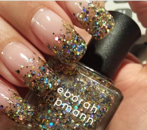 Маникюр к бордовому платью фото. Какой маникюр подходит под бардовое платье 13 Маникюр к бордовому платью фото. Какой маникюр подходит под бардовое платье 13