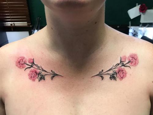 Тату на ключице надписи. Тату на ключице – значение