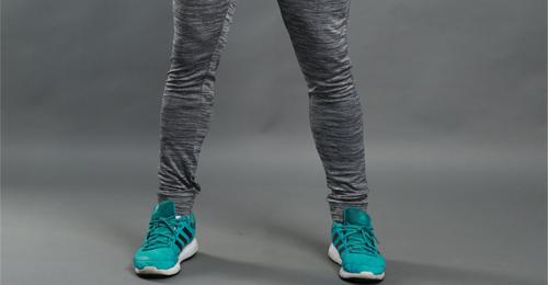 С чем носить спортивные штаны парню. Подбираем спортивные штаны по сезону