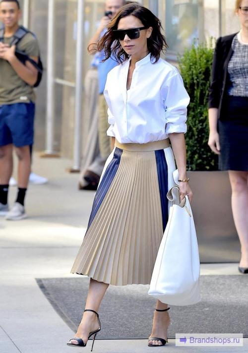 Черно белая плиссированная юбка. С чем носить юбку-плиссе? Тренды 2020 года