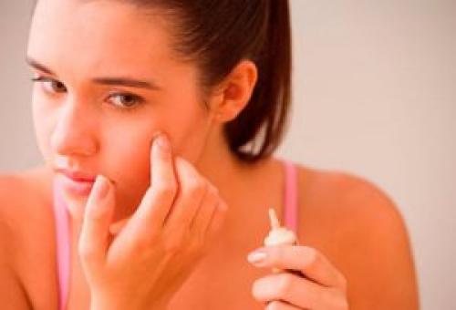 Как наносить тональный крем спонжем. Правила нанесения