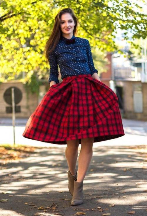 Юбка в черно белую клетку с чем носить. Красивые фасоны и новинки юбок в клетку, с чем их носить