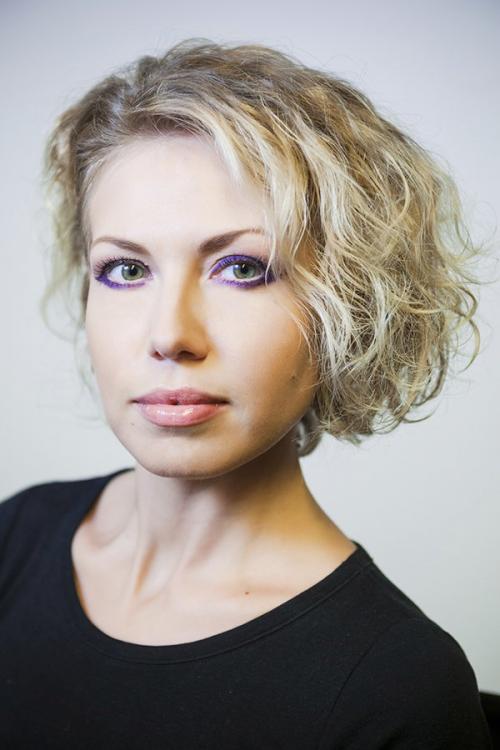 Стрелки на глаза на зеленые глаза. Зеленые глаза: фиолетовые стрелки 05