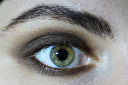 Макияж смоки в коричневых тонах. Классические смоки айс в коричневых тонах: пошаговый урок макияжа