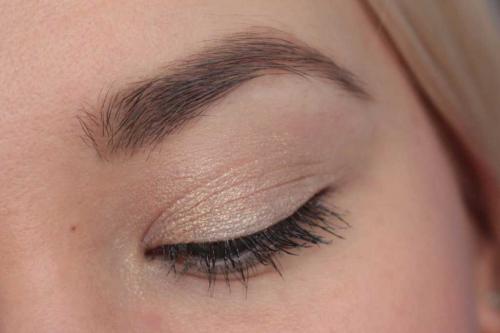 Тени мейбелин колор тату палитра. Новые оттенки кремовых теней Maybelline Color Tattoo 24HR