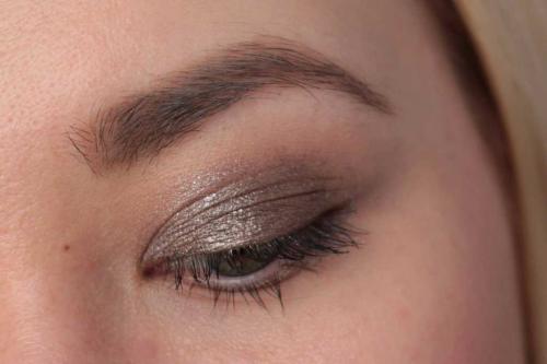 Тени мейбелин колор тату палитра. Новые оттенки кремовых теней Maybelline Color Tattoo 24HR