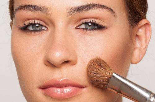 Макияж для худого вытянутого лица. Макияж для вытянутого лица: особенности нанесения
