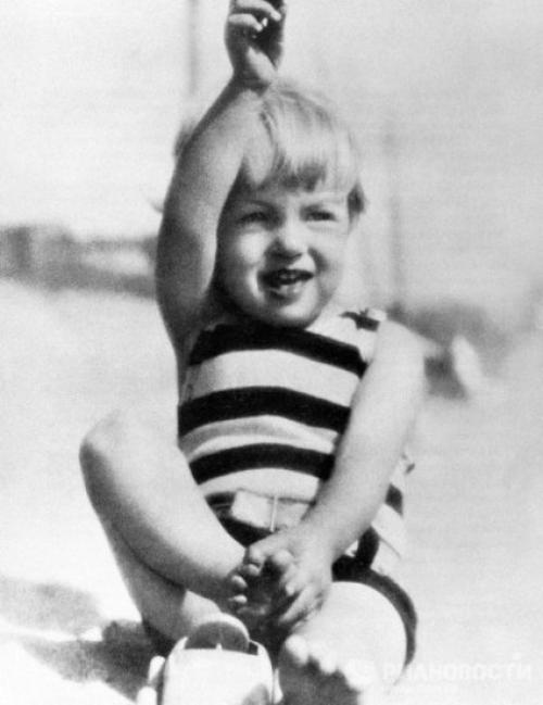 Мэрилин Монро. Биография