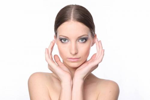 Как скрыть худое лицо. Макияж для худого лица