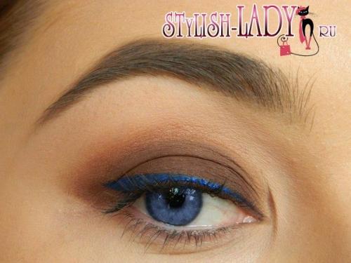 Цветные стрелки для голубых глаз. Лёгкий и эффектный макияж для голубых глаз с цветной стрелкой
