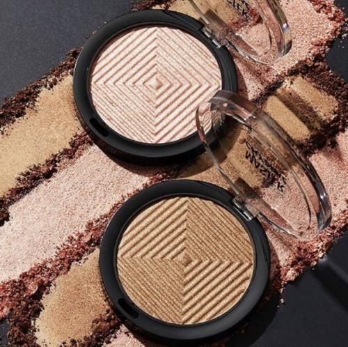 Разбились румяна, как склеить. Включаем свет: как восстановить разбитый хайлайтер?