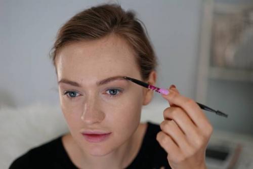 Повседневный макияж Анджелины Джоли. Макияж в стиле Анджелины Джоли