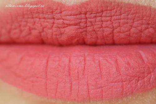 Bourjois Rouge Edition Velvet Lipstic.  Попытка №1 примерить матовые губы. Bourjois Rouge Edition Velvet Lipstick в оттенке # 09 Happy NudeYear. Отзыв.