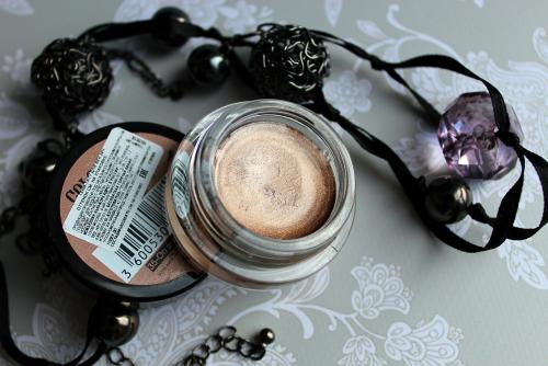 Maybelline Color Tatto.  Стойкие кремовые тени для век Maybelline Color Tattoo в оттенке 35 On and Bronze
