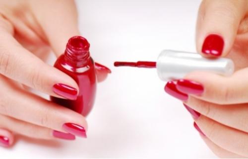 Как сделать пудру из теней. Не по назначению: 10 нестандартных способов использования теней