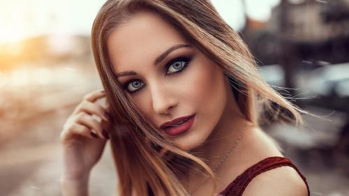 Как выглядит открытое веко. 11 трюков в макияже для нависшего века