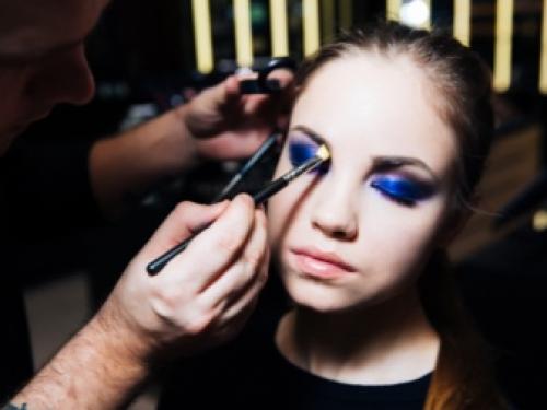 Тени нюдовые, что это. Как сделать красивый естественный макияж поэтапно 13 Тени нюдовые, что это. Как сделать красивый естественный макияж поэтапно 13