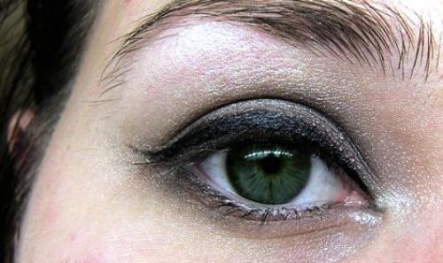 Анджелина Джоли макияж глаз. Макияж глаз Анджелины Джоли. Пошаговая инструкция с фото
